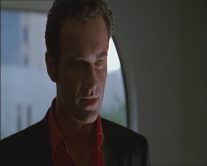 Charmed-Online_dot_net-Niptuck-1x01Pilot2443.jpg