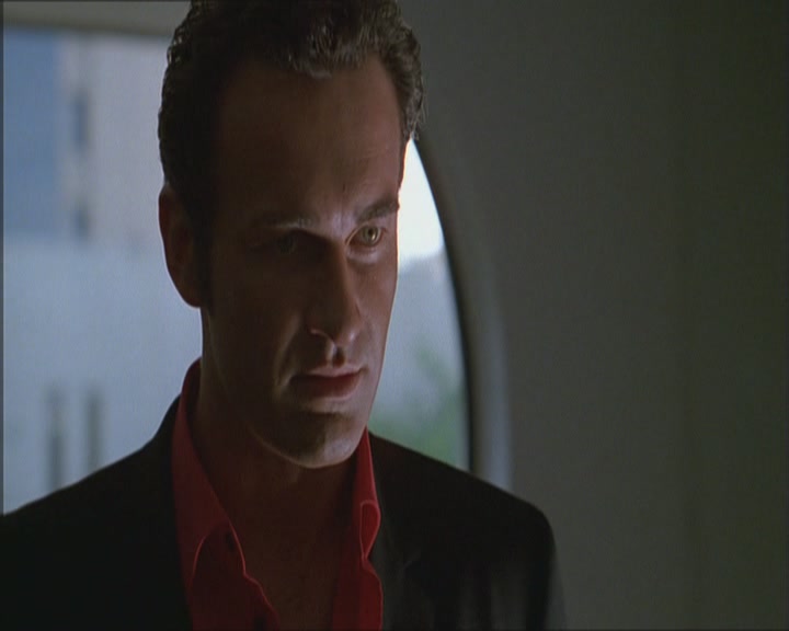 Charmed-Online_dot_net-Niptuck-1x01Pilot2444.jpg