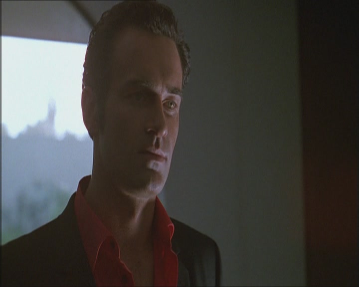 Charmed-Online_dot_net-Niptuck-1x01Pilot2452.jpg