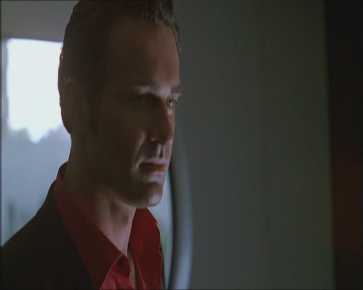Charmed-Online_dot_net-Niptuck-1x01Pilot2453.jpg