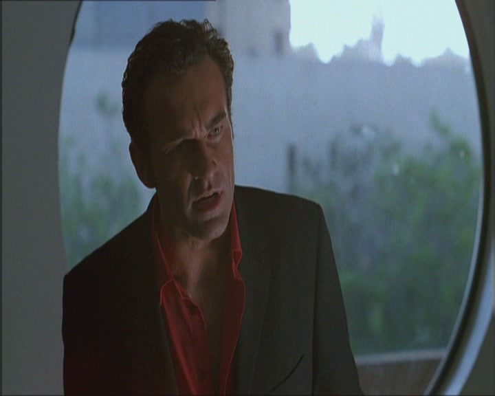 Charmed-Online_dot_net-Niptuck-1x01Pilot2478.jpg
