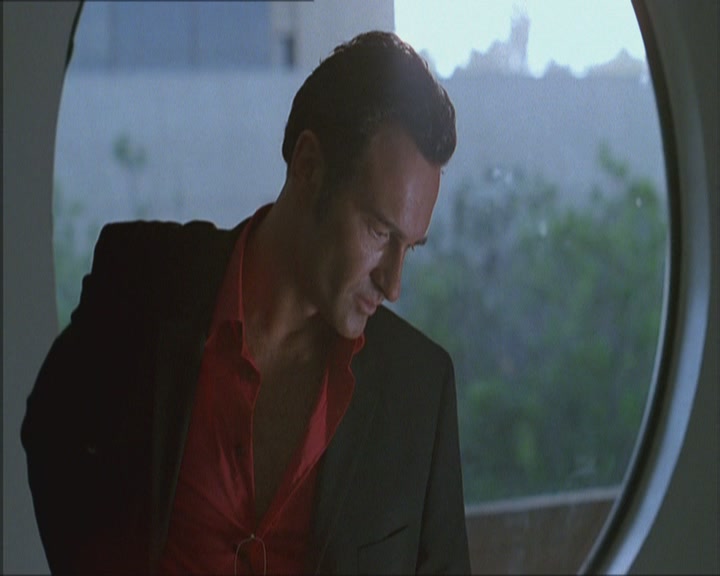 Charmed-Online_dot_net-Niptuck-1x01Pilot2486.jpg