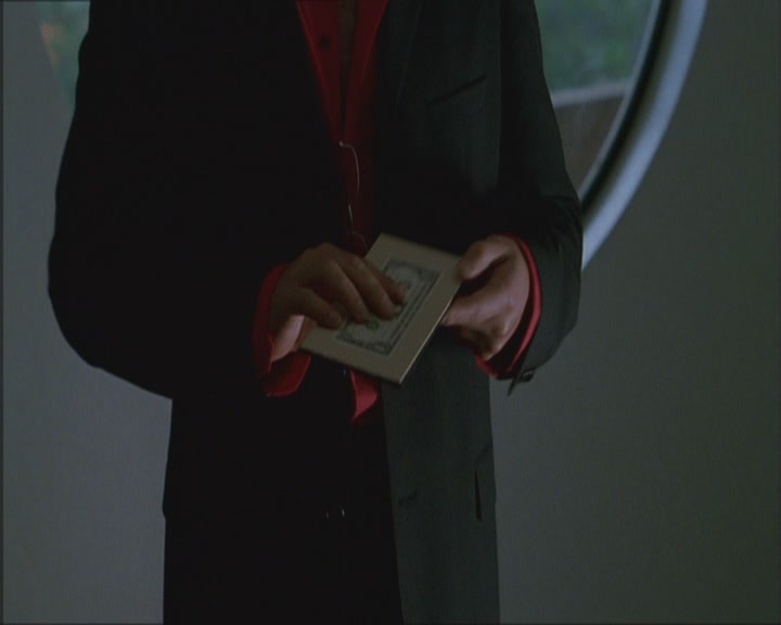 Charmed-Online_dot_net-Niptuck-1x01Pilot2496.jpg