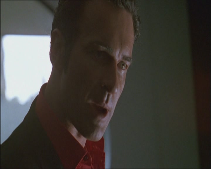 Charmed-Online_dot_net-Niptuck-1x01Pilot2521.jpg