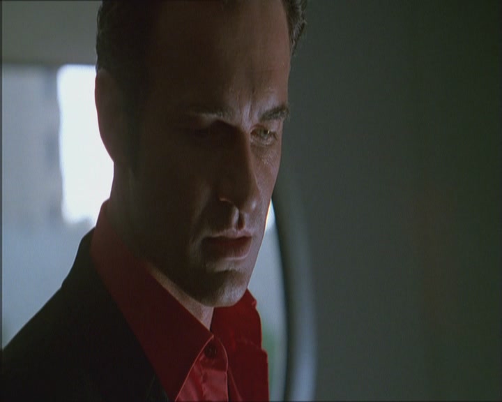 Charmed-Online_dot_net-Niptuck-1x01Pilot2536.jpg Charmed-Online_dot_net-Niptuck-1x01Pilot2536.jpg