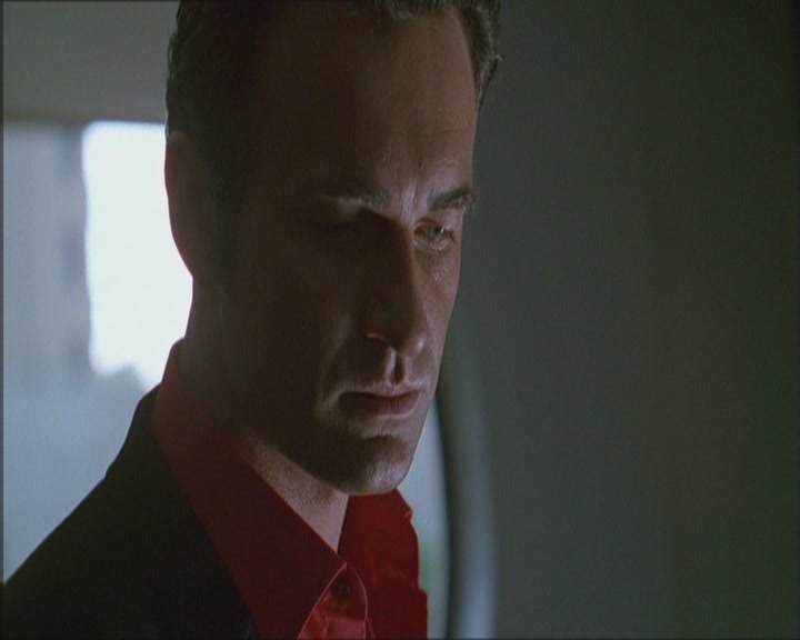 Charmed-Online_dot_net-Niptuck-1x01Pilot2537.jpg