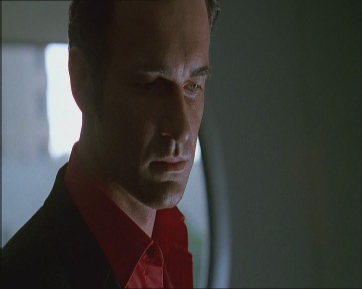 Charmed-Online_dot_net-Niptuck-1x01Pilot2539.jpg