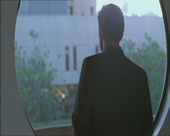 Charmed-Online_dot_net-Niptuck-1x01Pilot2550.jpg