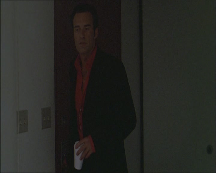 Charmed-Online_dot_net-Niptuck-1x01Pilot2556.jpg