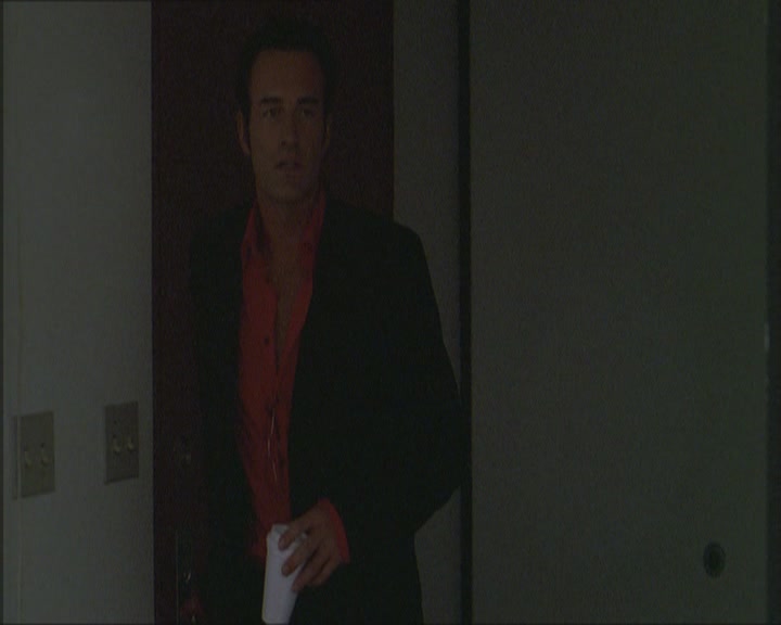 Charmed-Online_dot_net-Niptuck-1x01Pilot2558.jpg