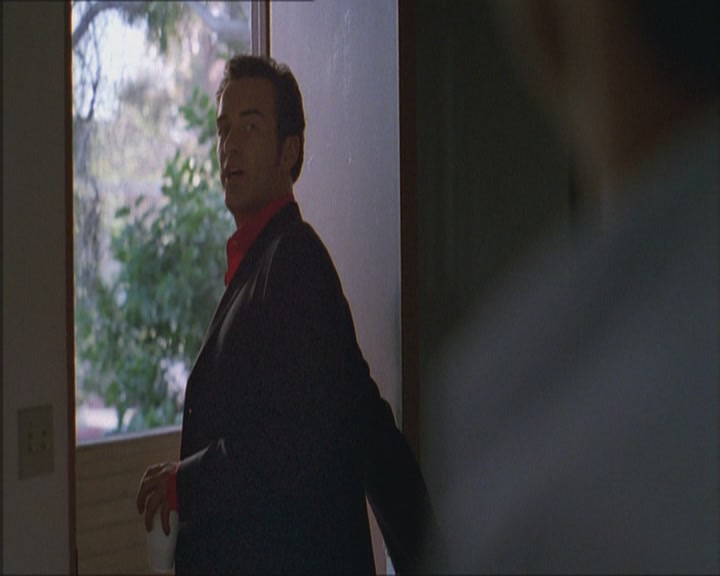 Charmed-Online_dot_net-Niptuck-1x01Pilot2569.jpg