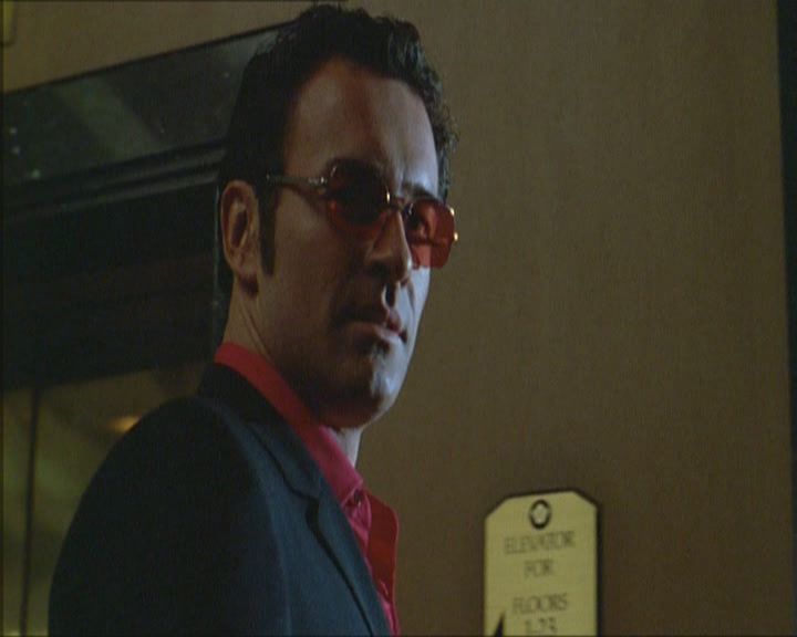 Charmed-Online_dot_net-Niptuck-1x01Pilot2670.jpg