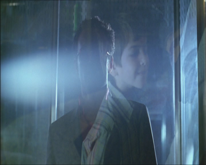 Charmed-Online_dot_net-Niptuck-1x01Pilot2683.jpg