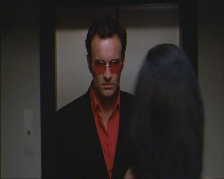 Charmed-Online_dot_net-Niptuck-1x01Pilot2711.jpg