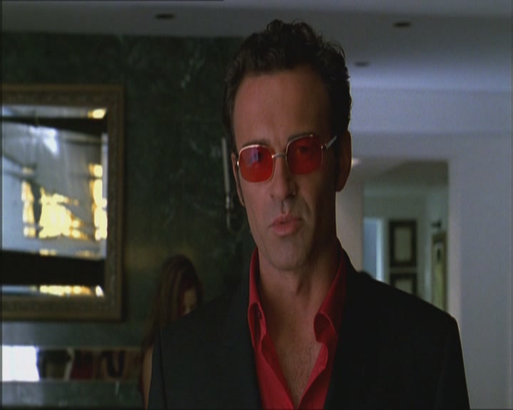 Charmed-Online_dot_net-Niptuck-1x01Pilot2744.jpg