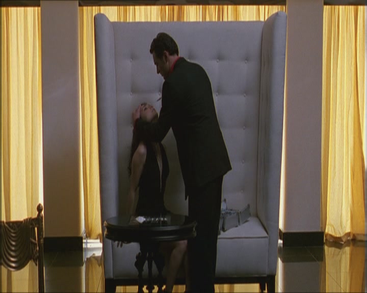 Charmed-Online_dot_net-Niptuck-1x01Pilot2843.jpg