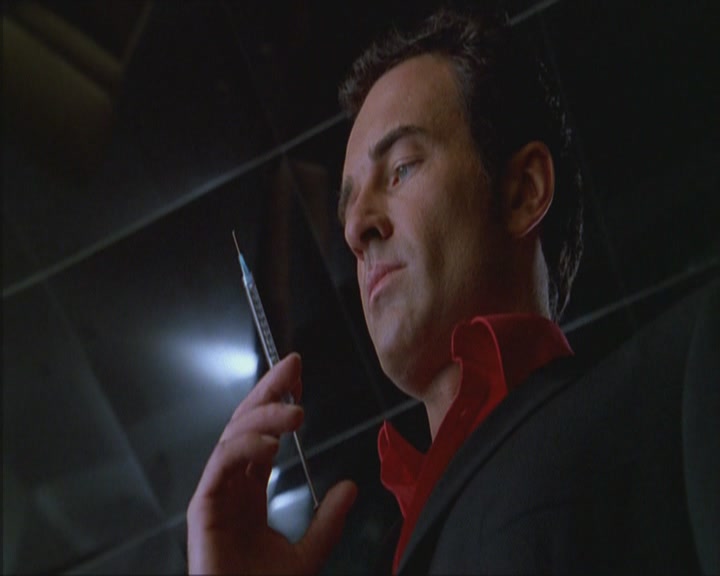 Charmed-Online_dot_net-Niptuck-1x01Pilot2878.jpg
