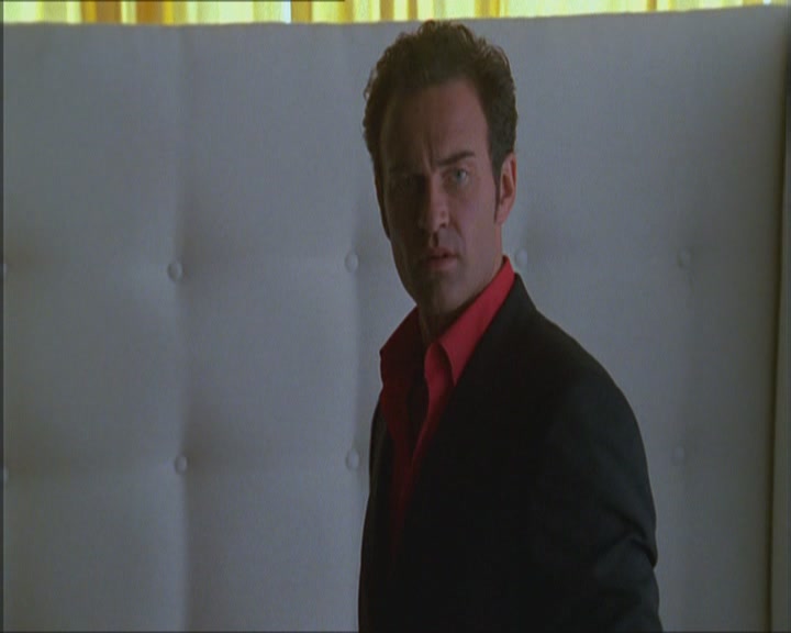 Charmed-Online_dot_net-Niptuck-1x01Pilot2890.jpg