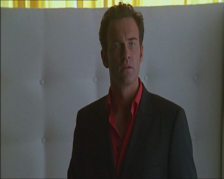 Charmed-Online_dot_net-Niptuck-1x01Pilot2897.jpg