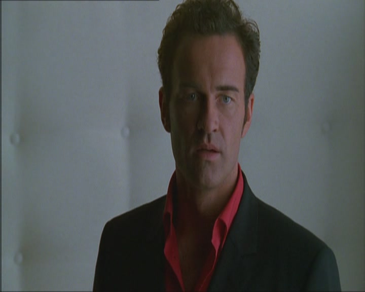Charmed-Online_dot_net-Niptuck-1x01Pilot2903.jpg