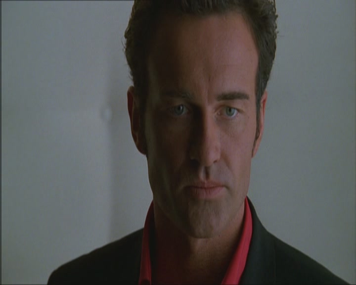 Charmed-Online_dot_net-Niptuck-1x01Pilot2906.jpg