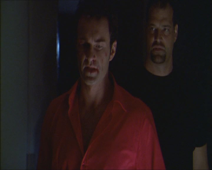 Charmed-Online_dot_net-Niptuck-1x01Pilot3429.jpg