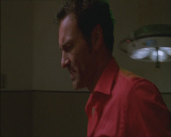 Charmed-Online_dot_net-Niptuck-1x01Pilot3489.jpg