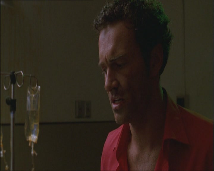 Charmed-Online_dot_net-Niptuck-1x01Pilot3520.jpg