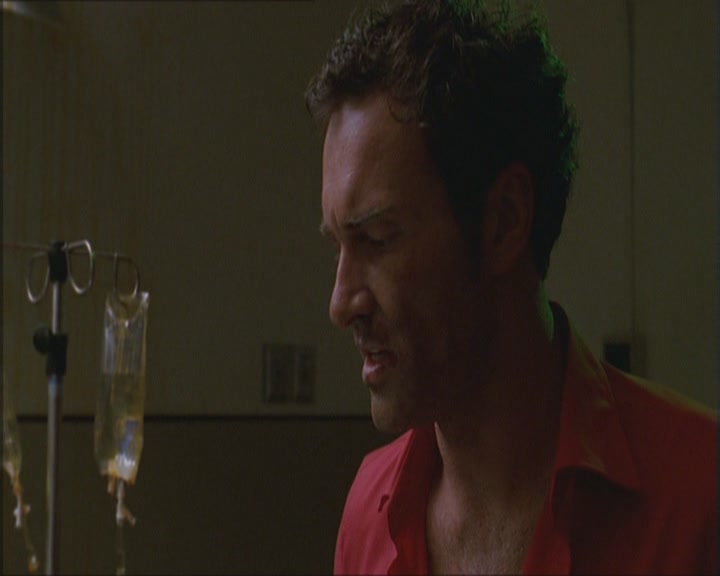 Charmed-Online_dot_net-Niptuck-1x01Pilot3521.jpg