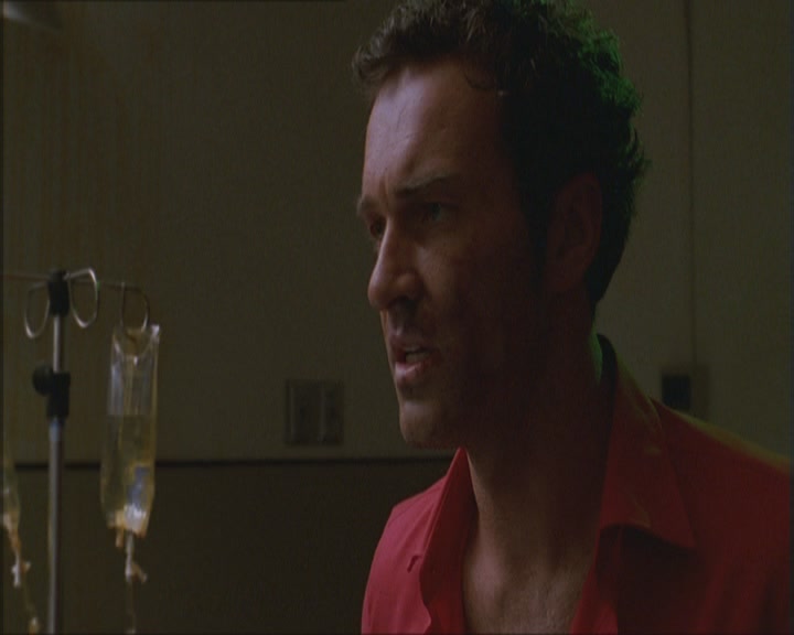 Charmed-Online_dot_net-Niptuck-1x01Pilot3523.jpg