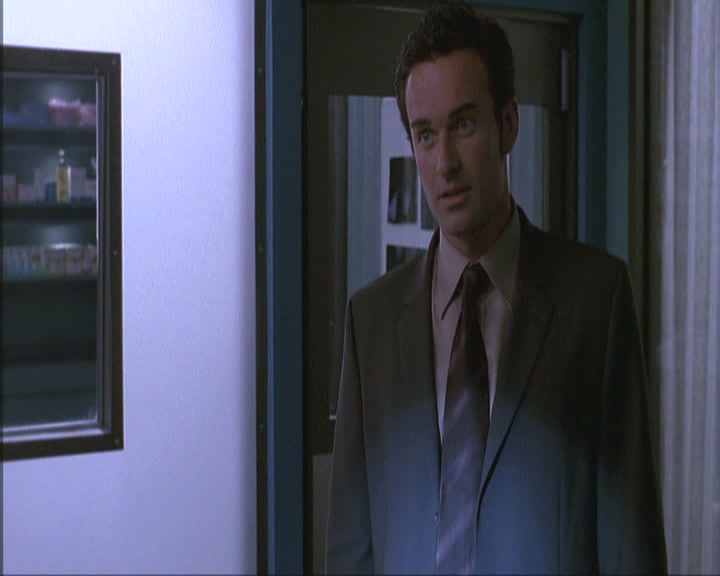 Charmed-Online_dot_net-NipTuck1x02MandiRandi0068.jpg