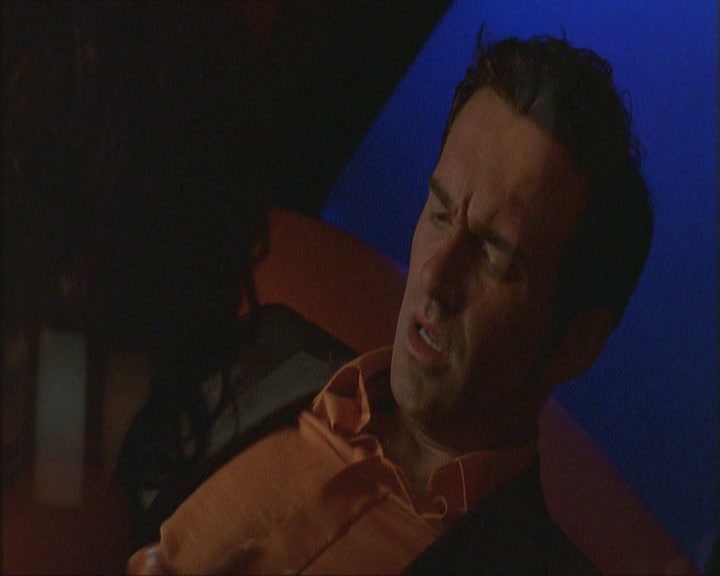Charmed-Online_dot_net-NipTuck1x02MandiRandi1331.jpg