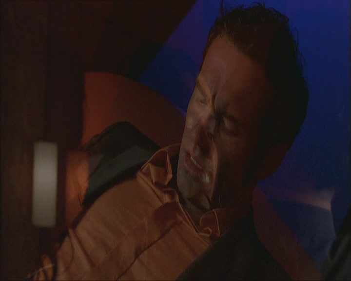 Charmed-Online_dot_net-NipTuck1x02MandiRandi1332.jpg