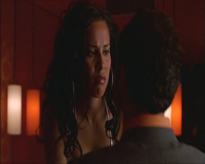 Charmed-Online_dot_net-NipTuck1x02MandiRandi1384.jpg