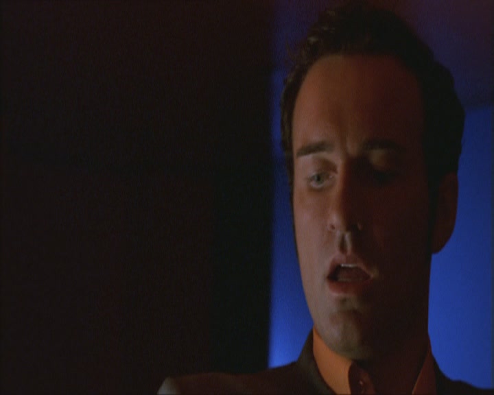 Charmed-Online_dot_net-NipTuck1x02MandiRandi1388.jpg