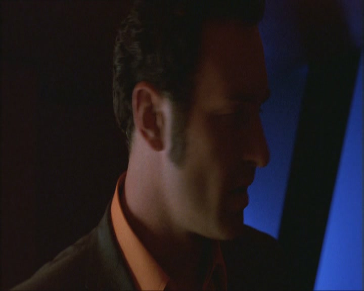 Charmed-Online_dot_net-NipTuck1x02MandiRandi1394.jpg
