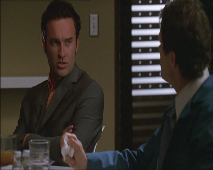 Charmed-Online_dot_net-NipTuck1x02MandiRandi1470.jpg