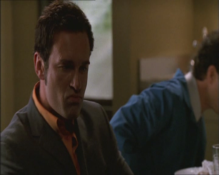 Charmed-Online_dot_net-NipTuck1x02MandiRandi1507.jpg