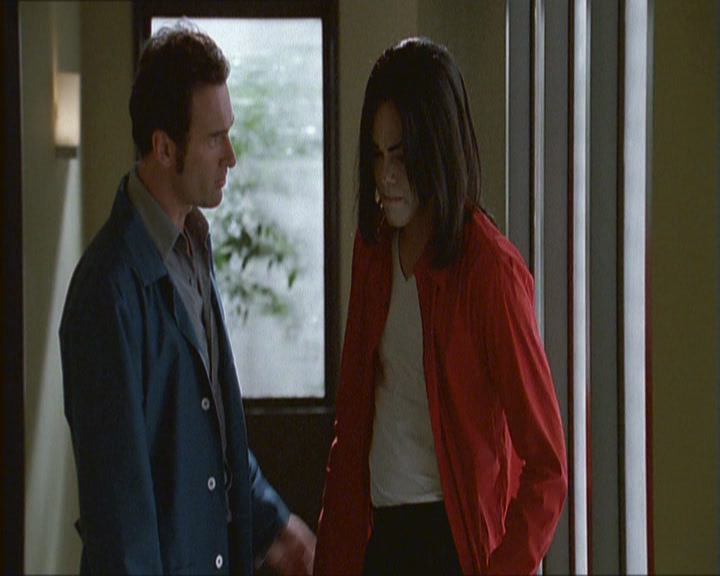 Charmed-Online_dot_net-NipTuck1x03NadetteBabcock0067.jpg