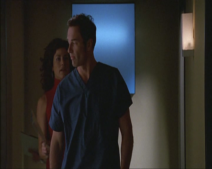 Charmed-Online_dot_net-NipTuck1x03NadetteBabcock0712.jpg