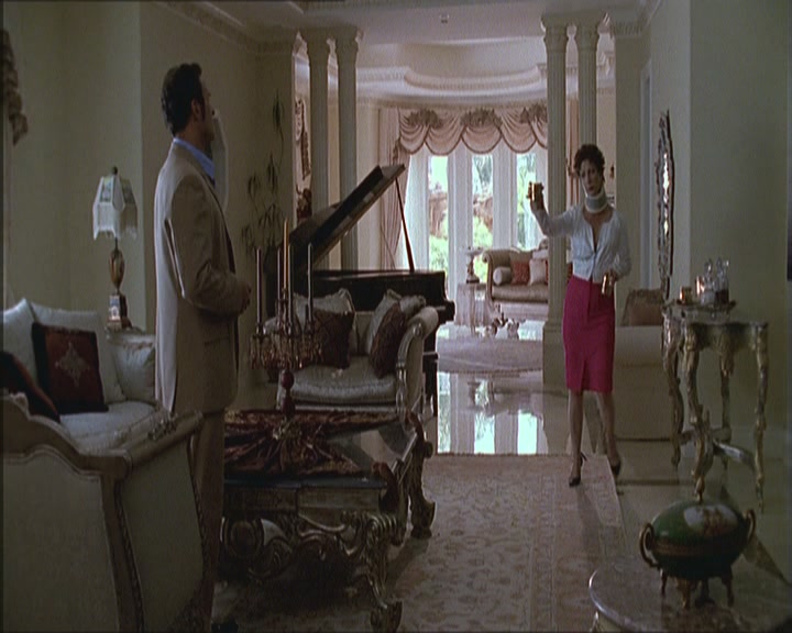 Charmed-Online_dot_net-NipTuck1x03NadetteBabcock1675.jpg Charmed-Online_dot_net-NipTuck1x03NadetteBabcock1675.jpg