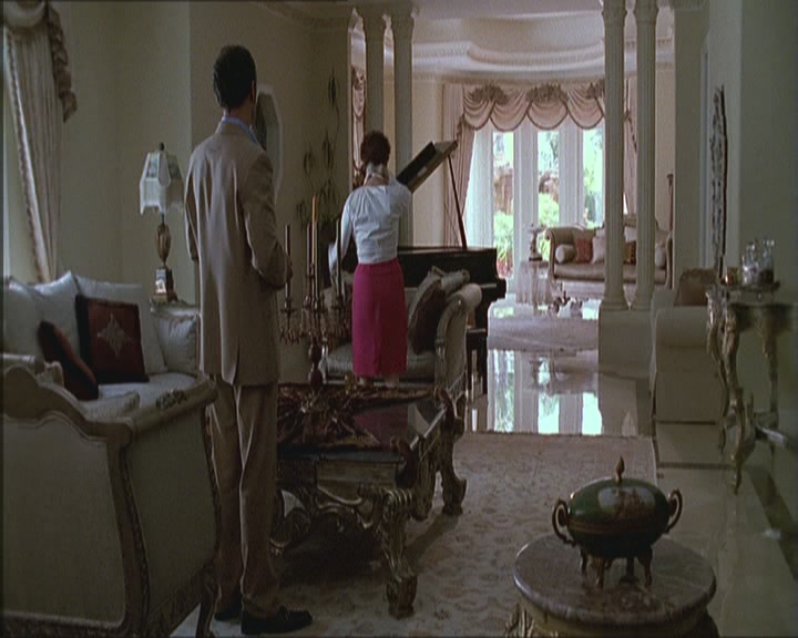Charmed-Online_dot_net-NipTuck1x03NadetteBabcock1727.jpg