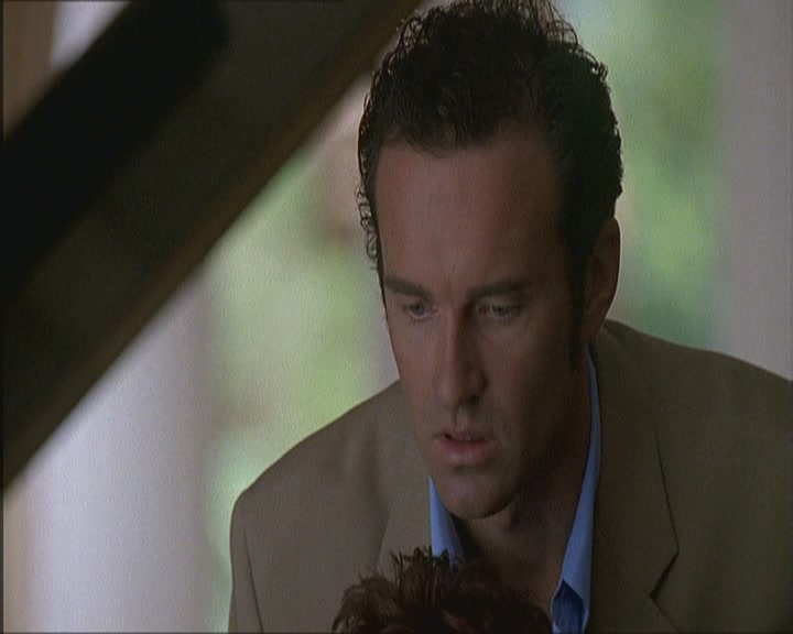 Charmed-Online_dot_net-NipTuck1x03NadetteBabcock1811.jpg