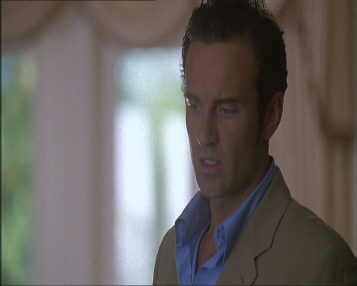 Charmed-Online_dot_net-NipTuck1x03NadetteBabcock1823.jpg