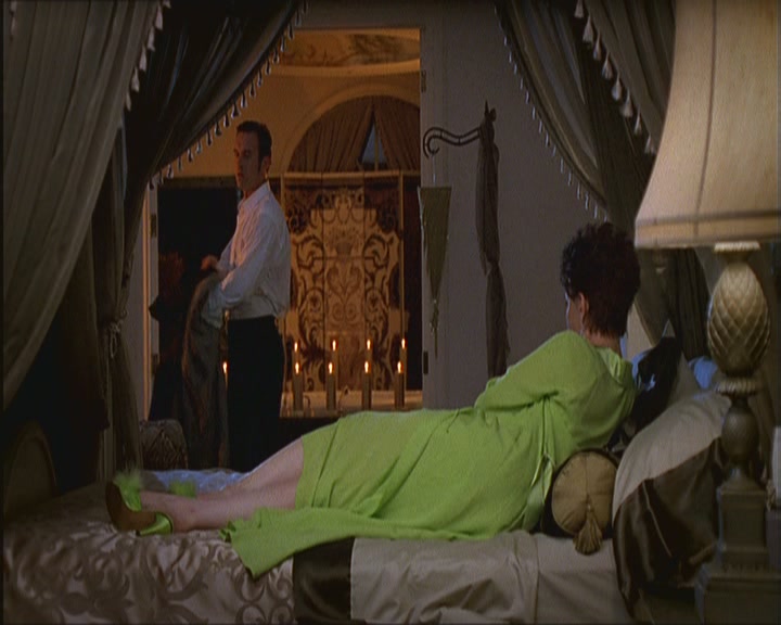 Charmed-Online_dot_net-NipTuck1x03NadetteBabcock2002.jpg Charmed-Online_dot_net-NipTuck1x03NadetteBabcock2002.jpg