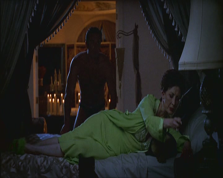 Charmed-Online_dot_net-NipTuck1x03NadetteBabcock2057.jpg Charmed-Online_dot_net-NipTuck1x03NadetteBabcock2057.jpg