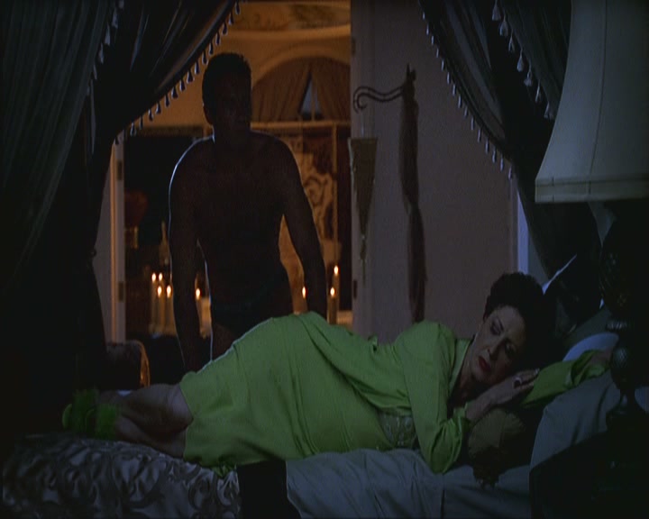 Charmed-Online_dot_net-NipTuck1x03NadetteBabcock2063.jpg Charmed-Online_dot_net-NipTuck1x03NadetteBabcock2063.jpg