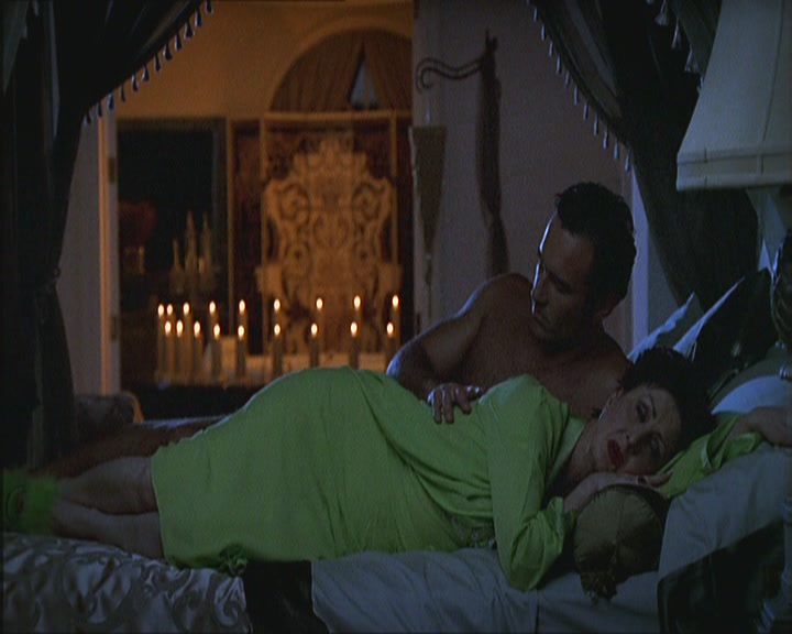 Charmed-Online_dot_net-NipTuck1x03NadetteBabcock2078.jpg Charmed-Online_dot_net-NipTuck1x03NadetteBabcock2078.jpg