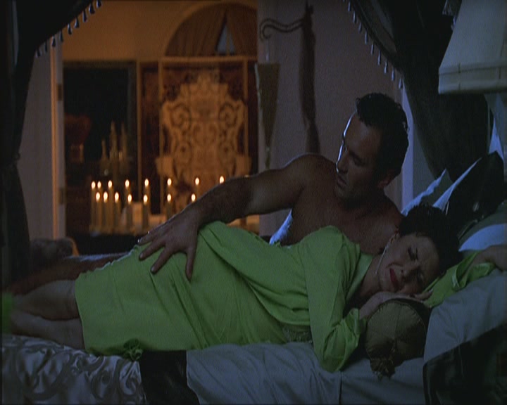 Charmed-Online_dot_net-NipTuck1x03NadetteBabcock2084.jpg Charmed-Online_dot_net-NipTuck1x03NadetteBabcock2084.jpg