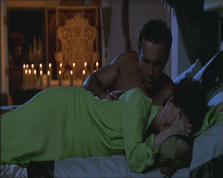 Charmed-Online_dot_net-NipTuck1x03NadetteBabcock2100.jpg Charmed-Online_dot_net-NipTuck1x03NadetteBabcock2100.jpg